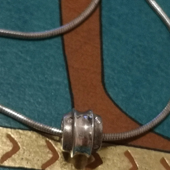 Sterling necklace with pendant - Picture 2 of 4